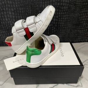 GUCCI 

Teen Gucci Ace leather sneaker